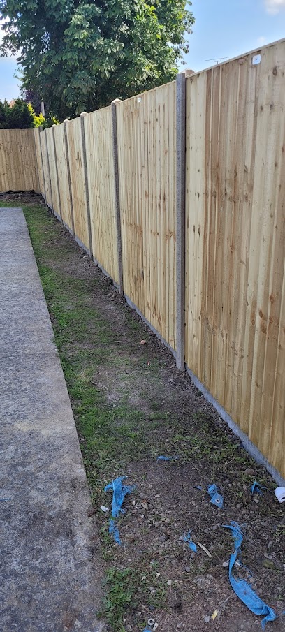 E Reynolds Fencing